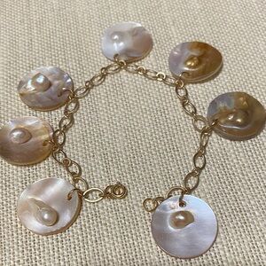 Artisan 8” mother of pearl blister disk Shell gold Charm Bracelet